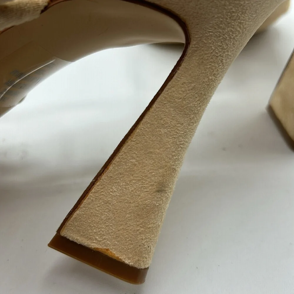 Nine West Cream Suede Open Toe Strappy Sandals Heels Size 7.5 New‎ with tags!